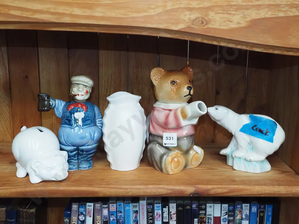 teapot, decanter, piggy bank, polar bear - crack, etc Image 1++