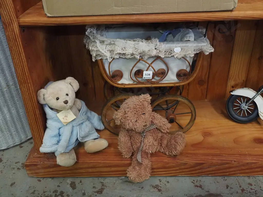 reproduction dolls pram, various teddy bears Image 1++