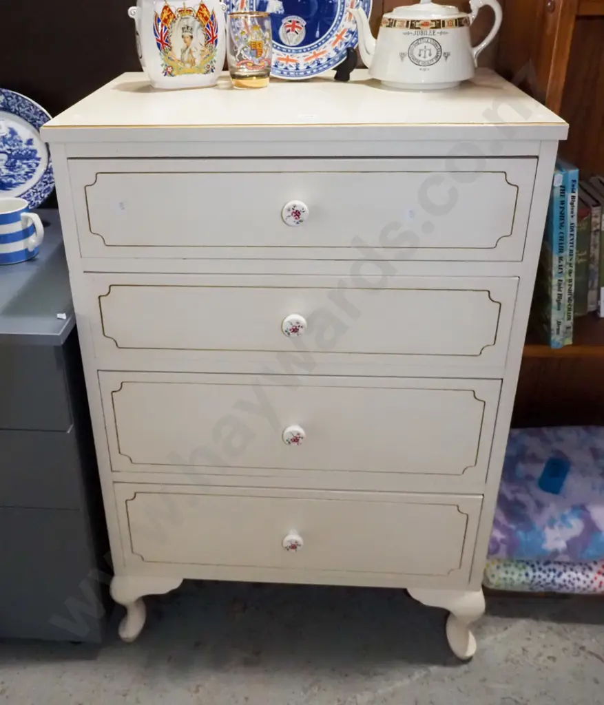 white painted rimu cab leg 4 drawer chest H-930 W-610 D-390 Image 1++