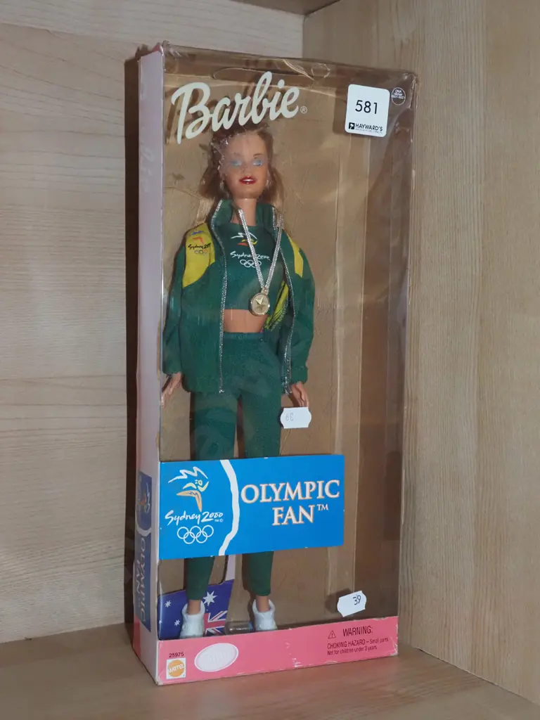 Barbie Olympic Fan Sydney 2000 doll Image 1++