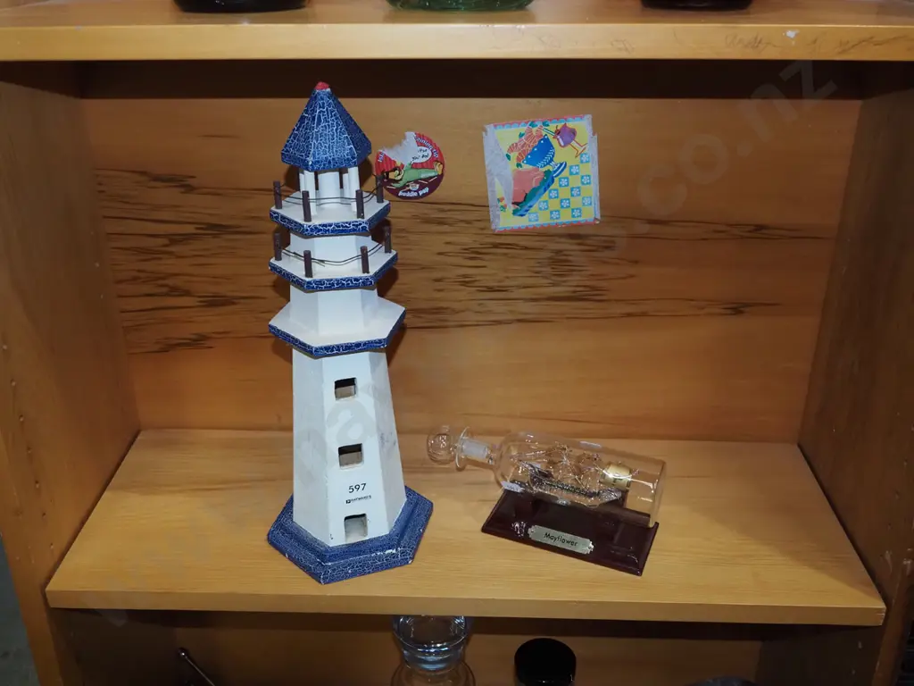 lighthouse figurine, glass ship in bottle lighthouse H-400 Image 1++