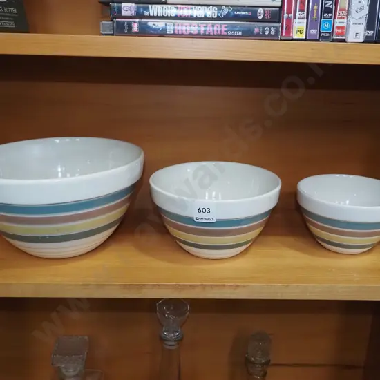 3x graduated coloured striped mixing bowls