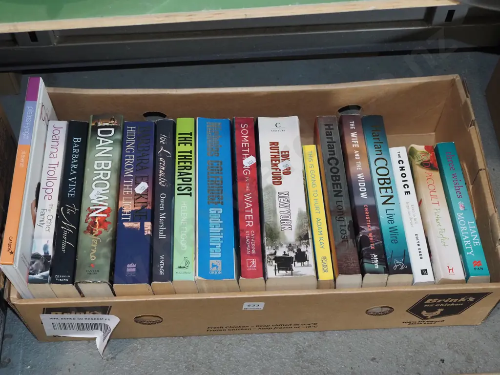 box of books Image 1++