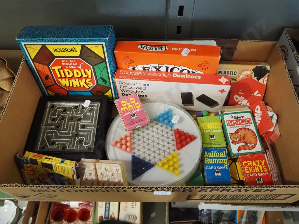 box of games Image 1++