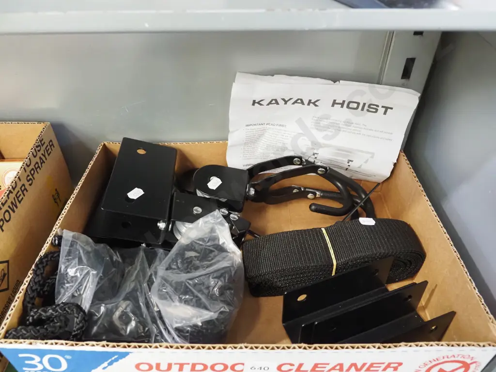 box; kayak hoist Image 1++