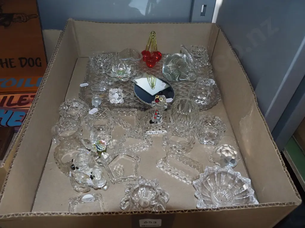 crystal napkin rings, tray, candlesticks etc Image 1++