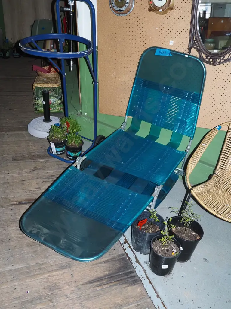 3x blue plastic sun loungers Image 1++