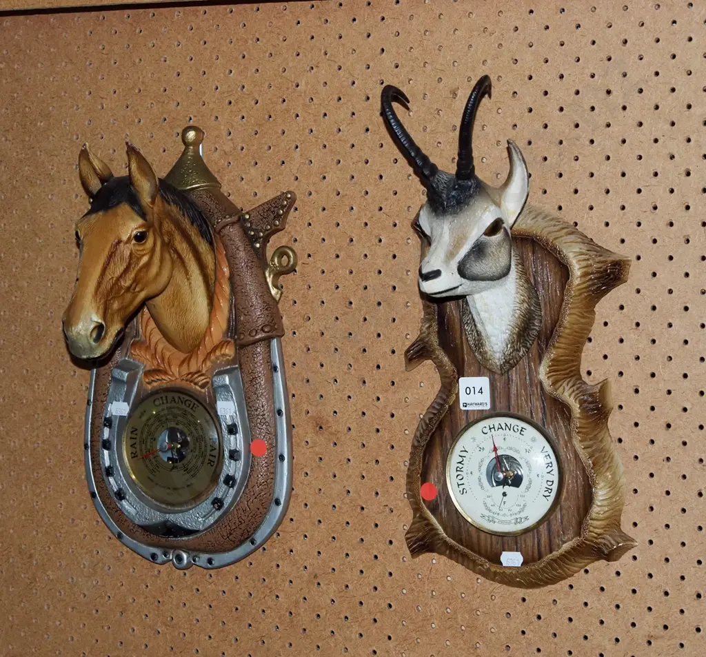 2x plastic animal themed barometers - red dots Image 1++