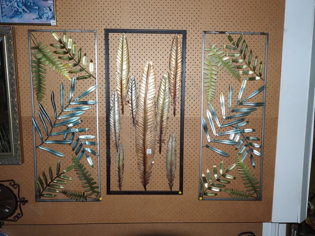3x metal wall art - yellow dots Image 1++