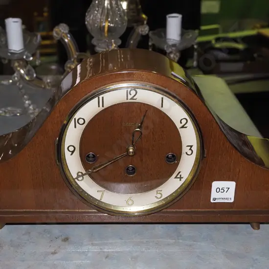 Hermle mantle wall lock - key in office