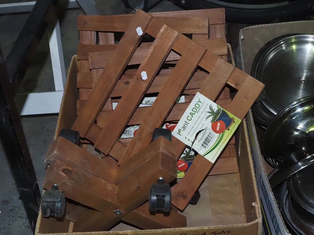 box of 6 plant caddies Image 1++
