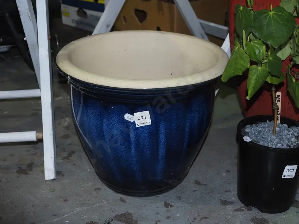blue glazed garden planter H-260 Image 1++
