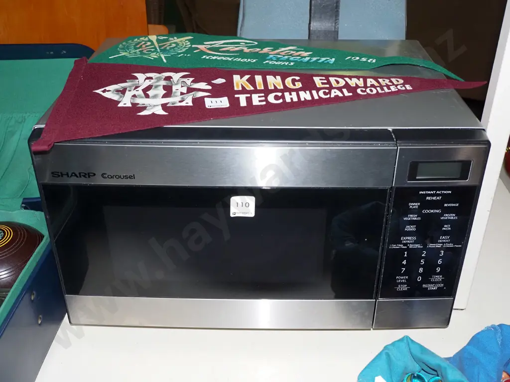 Sharp Carousel microwave Image 1++