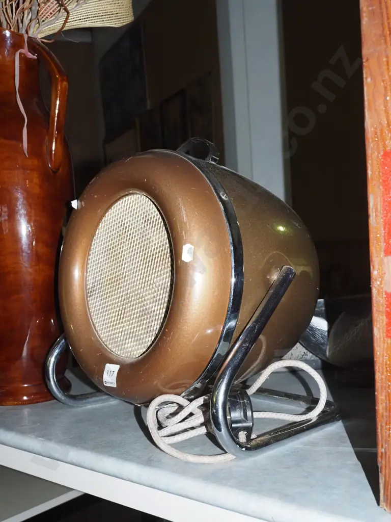retro fan heater Image 1++