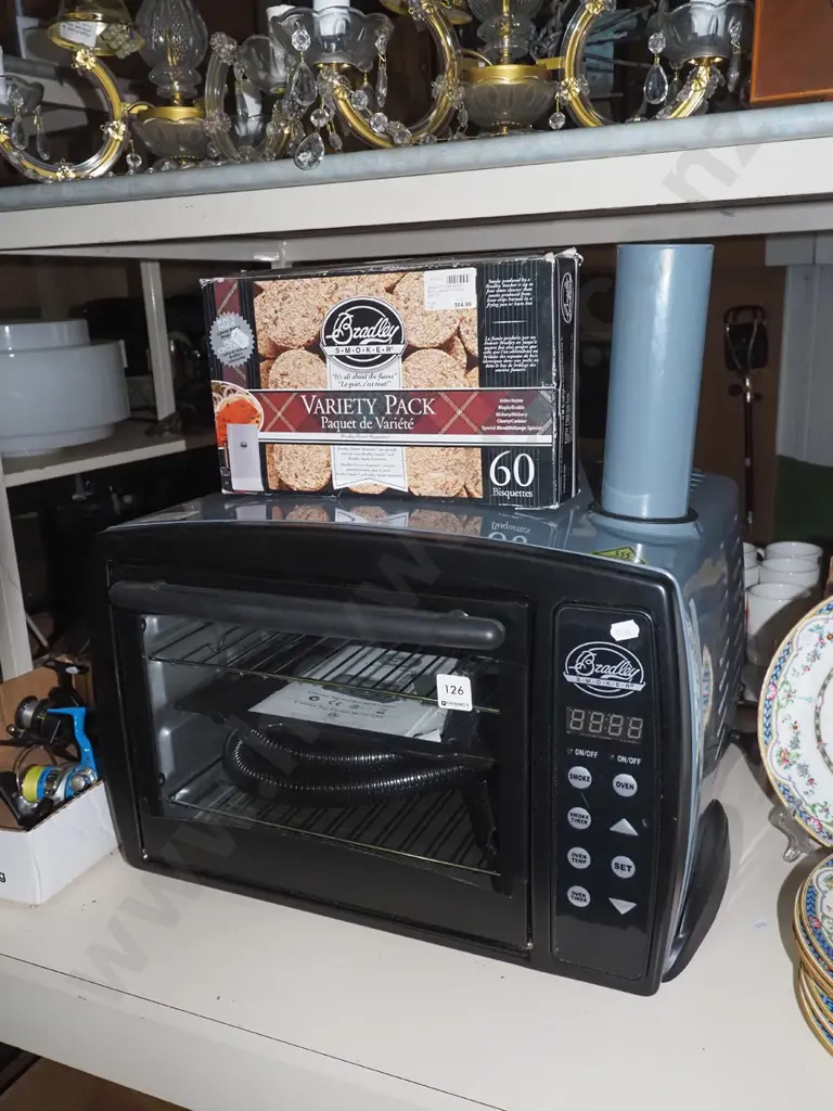 Bradley 2 rack counter top electric smoker Image 1++