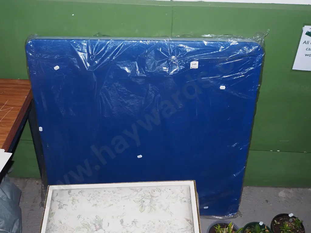 as new blue vinyl card table Image 1++