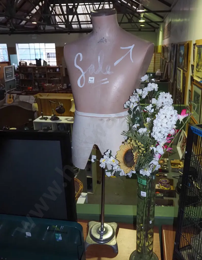 shop mannequin torso on stand H-1250 Image 1++
