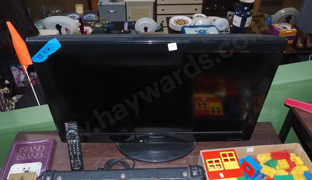 Panasonic 32" TV Image 1++