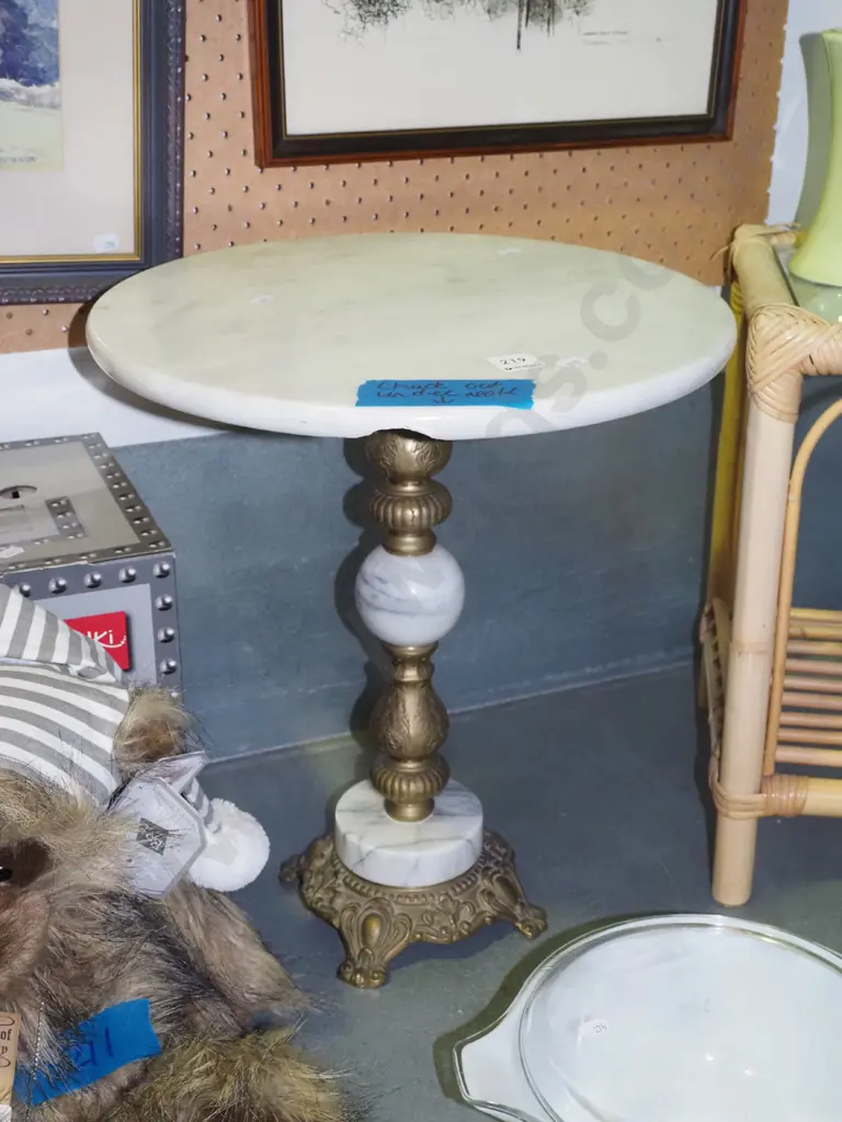 brass and marble wine table - large chip on underside H-4330 Diam-380 Image 1++
