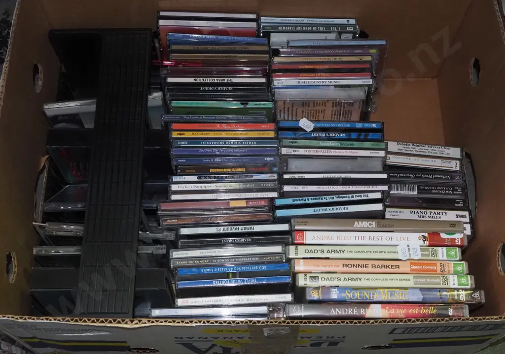 box; tape cassettes, DVDs, CDs Image 1++