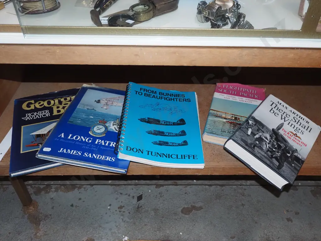 various Airforce and other aviation books Image 1++