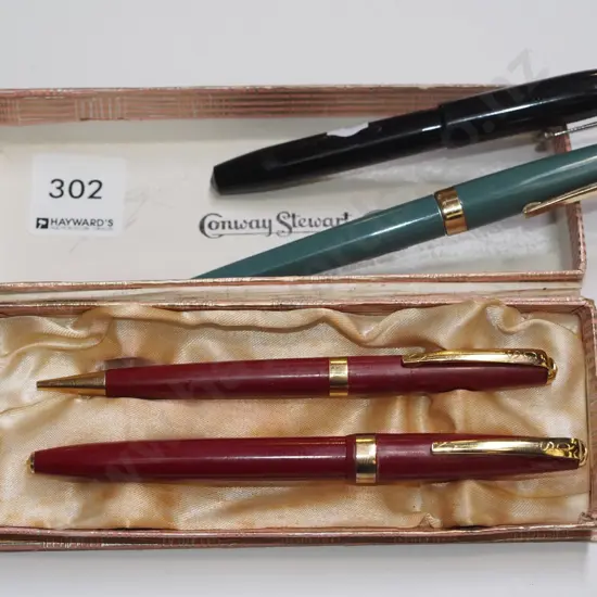 4x fountain pens