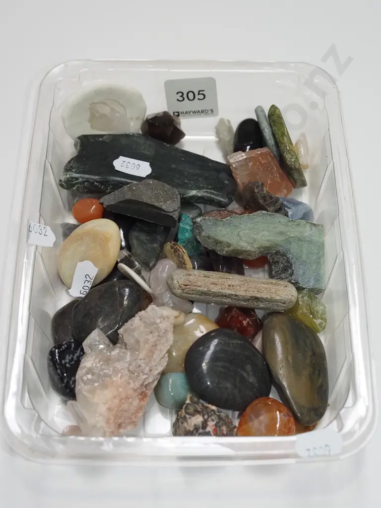 tray of polished and other stones Image 1++