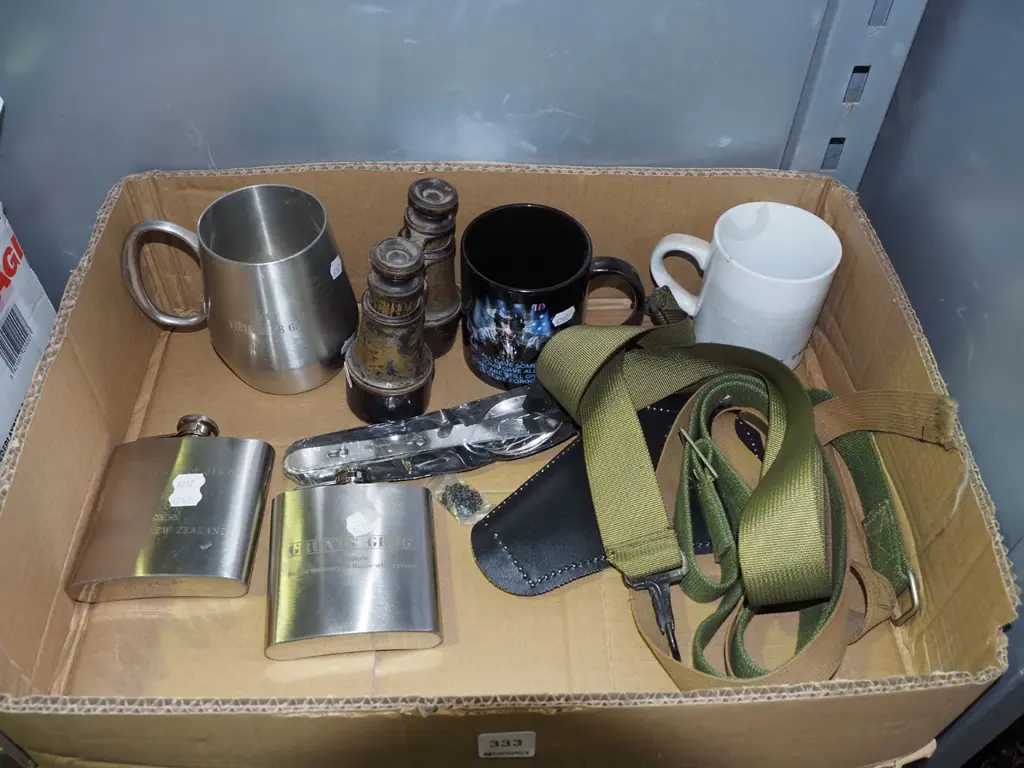 box; binoculars, hip flasks, belts etc Image 1++