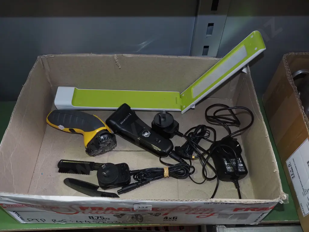 box; electric shavers, LED portable lamp Image 1++
