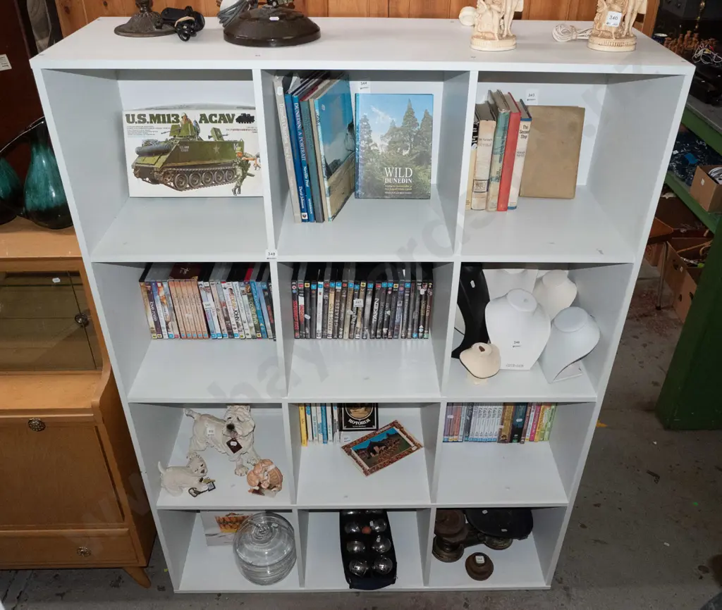 mdf white melteca cubby holes H-1620 W-1200 D-390 Image 1++