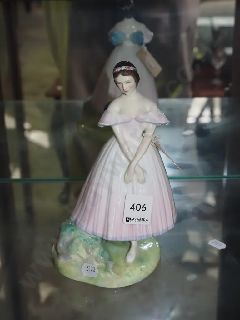 Royal Doulton figurine H-190 Image 1++