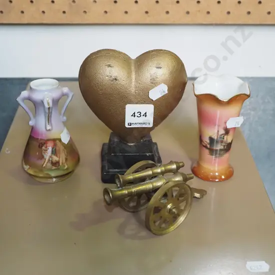 cast metal love heart H-130, small brass canon, 2x Bayreuth vases