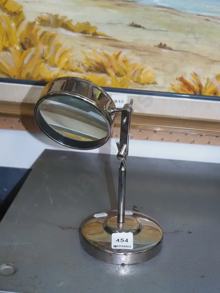 magnifying glass on stand H-230 Image 1++