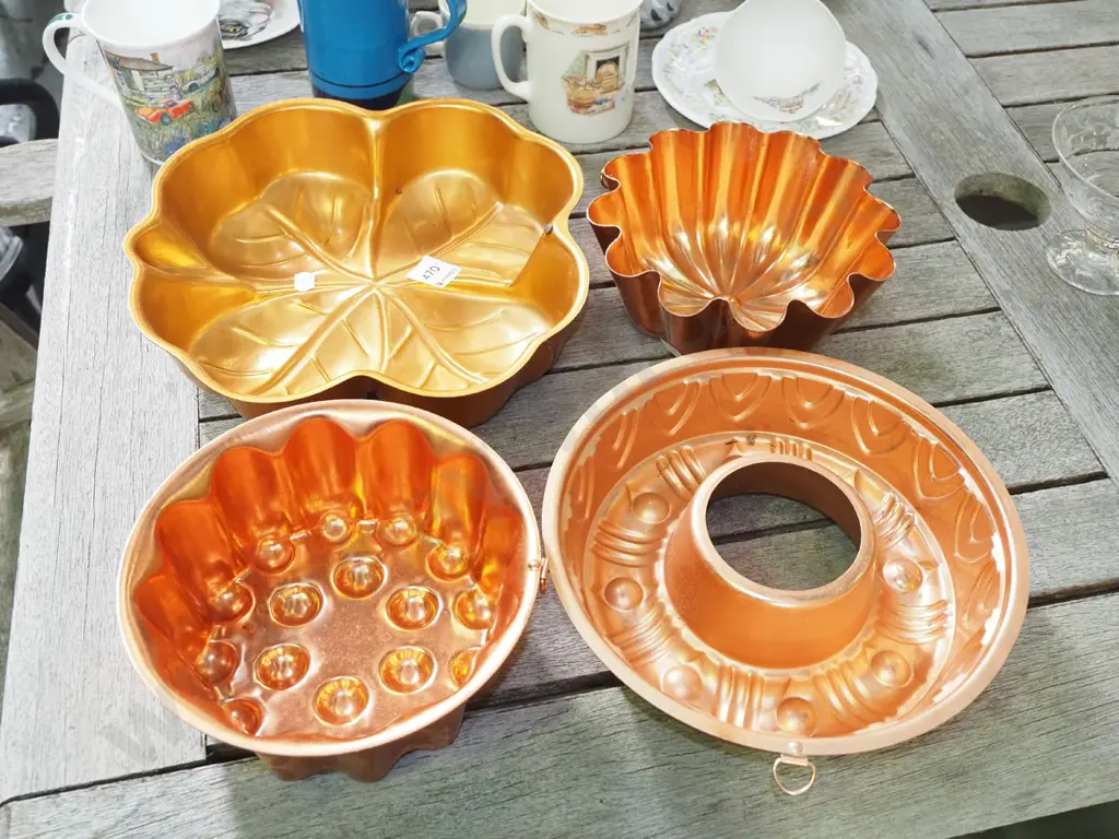 4x copper jelly moulds Image 1++