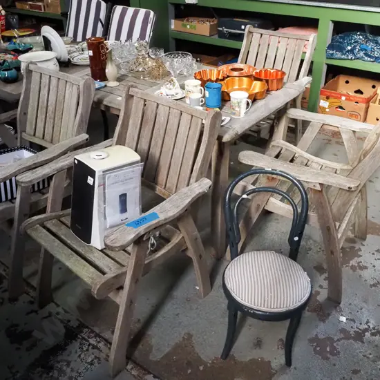 hardwood outdoor table with 4 matching chairs H-750 W-1200 D-750