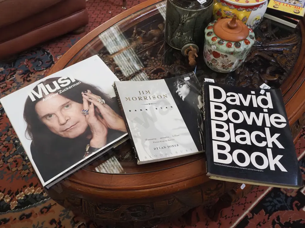 4x music/photograpy books Image 1++