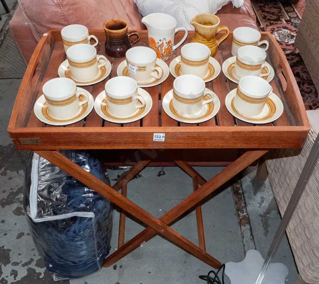 butler's tray on stand Image 1++