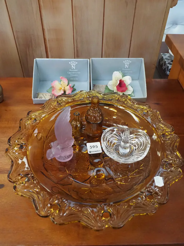 amber glass bowl, capodimonte flowers, ring dish etc Image 1++