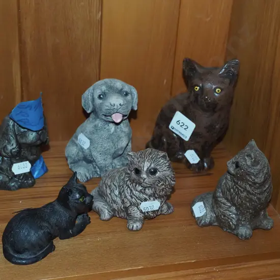 animal figurines