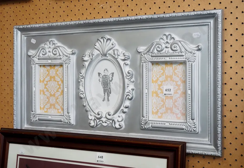ornate silver triptych photo frame Image 1++
