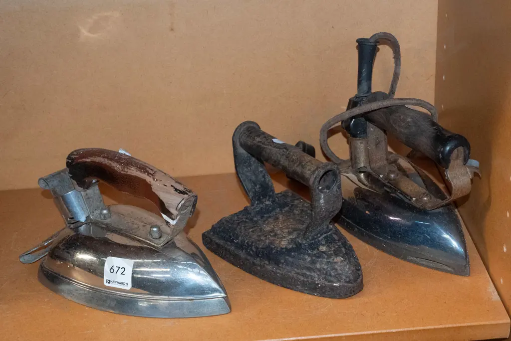 3x early irons Image 1++