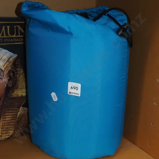 inflatable bed roll