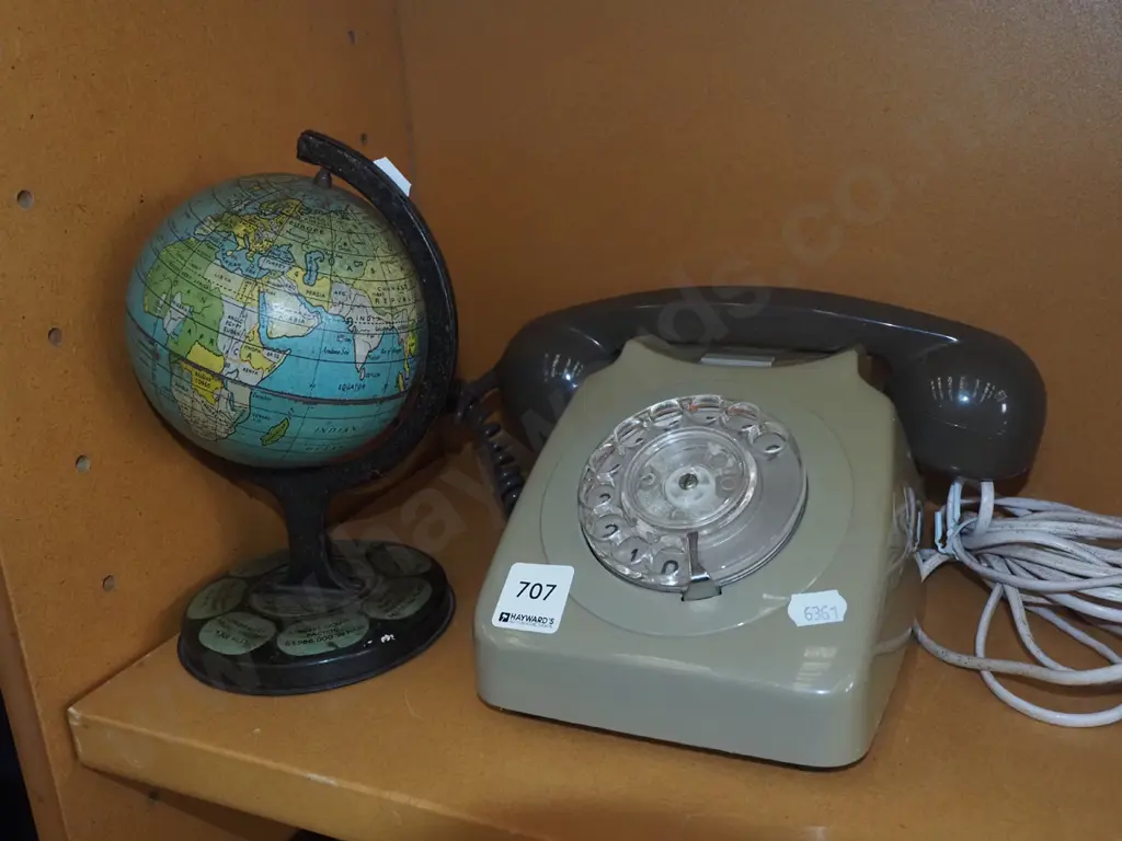 dial telephone, small metal world globe H-210 Image 1++