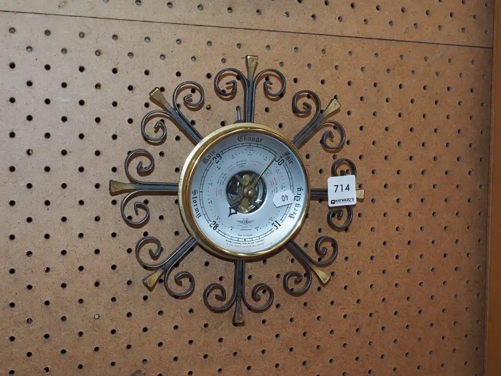 bent metal barometer Image 1++