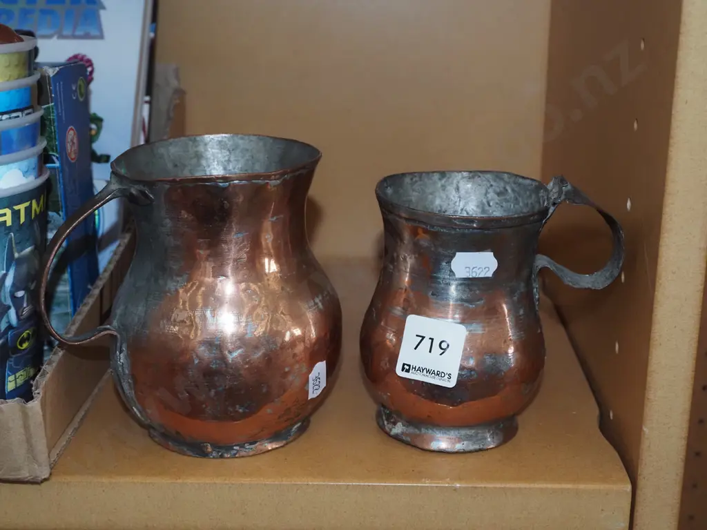 2x arts and craft style beaten copper and pewter tankards H-120 Image 1++