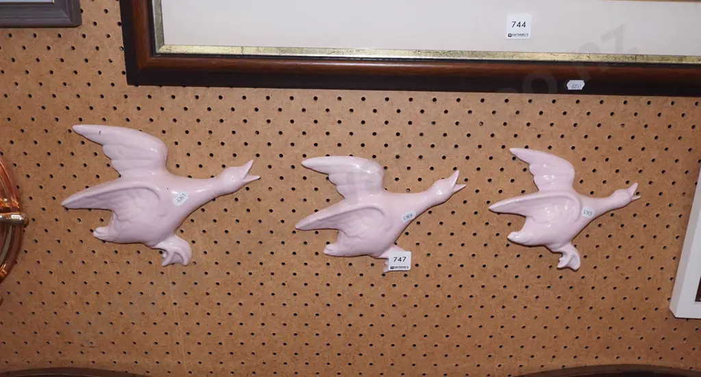 3x ceramic ducks Image 1++