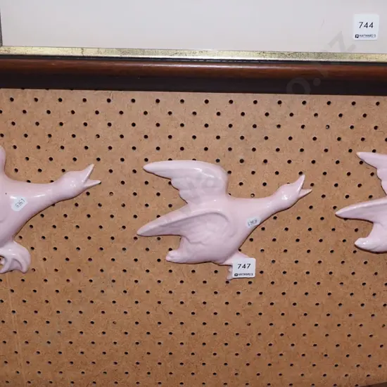 3x ceramic ducks
