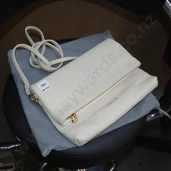 Oroton handbag