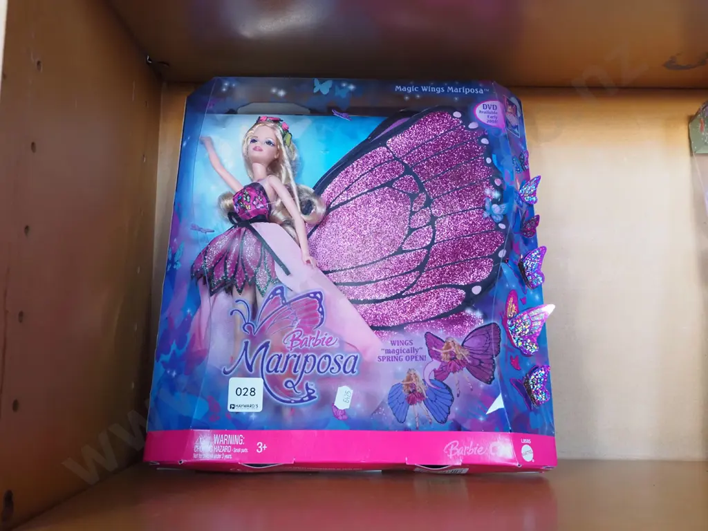 boxed Barbie Mariposa figurine - wings magically open Image 1++