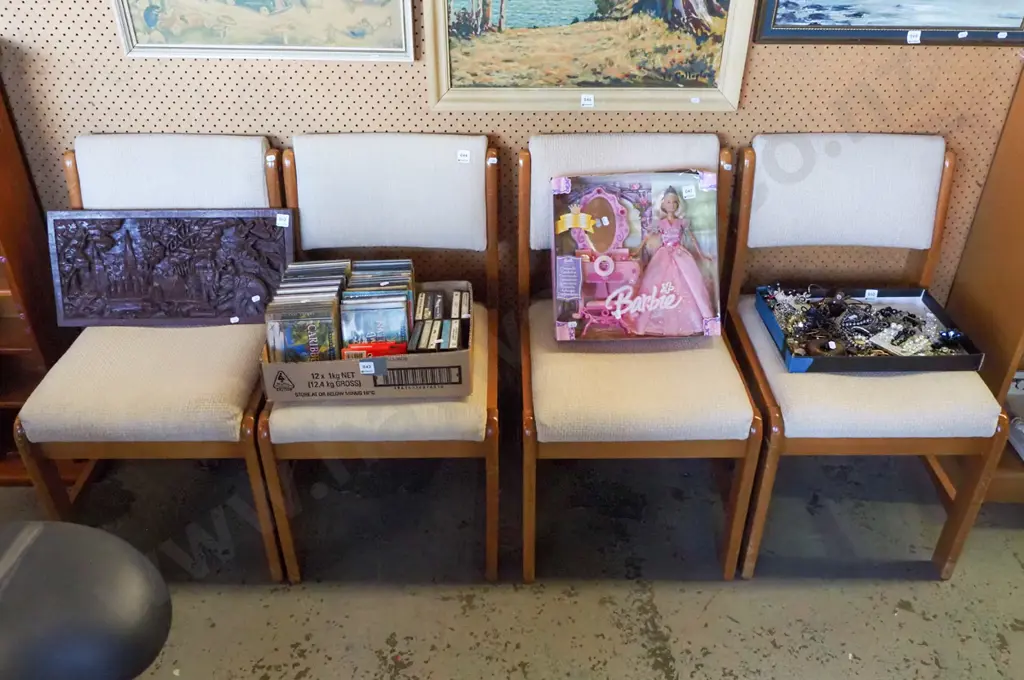 4x wood reception chairs - not matching Image 1++